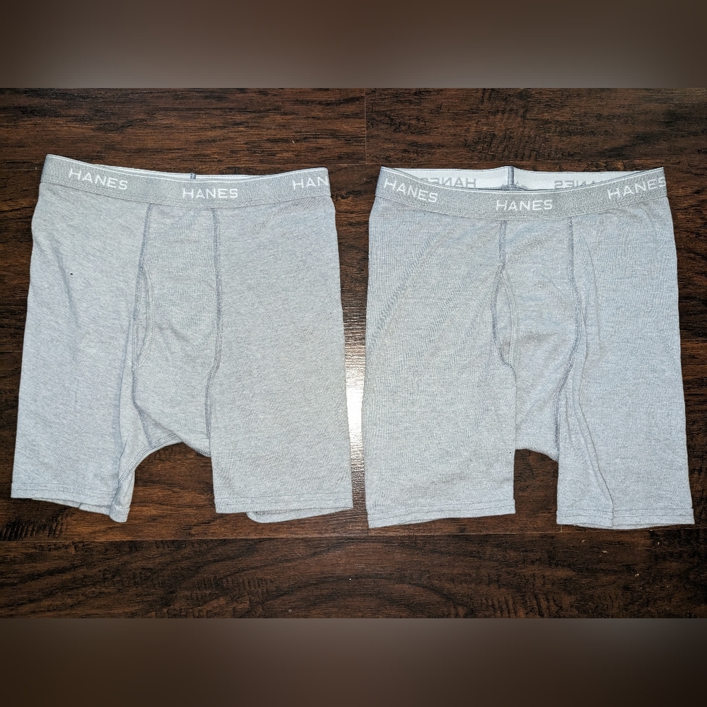 HANES GRAY BOXER BRIEFS SIZE MEDIUM. 2 PACK  ULTRA SOFT STRETCH WAISTBAND.